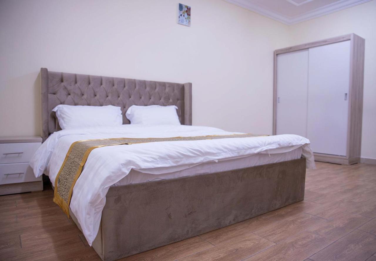Appartement زائر الفخامه للشقق المفروشه2 *